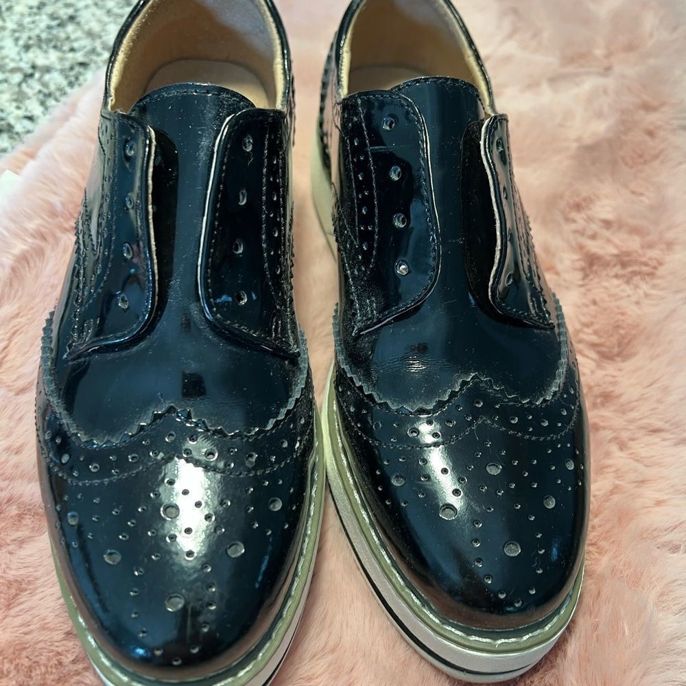 DADAWEN Platform Lace-Up Wingtips Square Toe Oxford. 9.5.